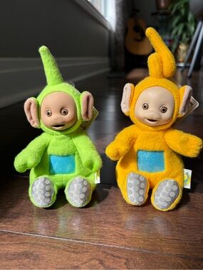 Vintage 1998 Playskool Teletubbies Plush Set (Laa-Laa & Dipsy) new with tags